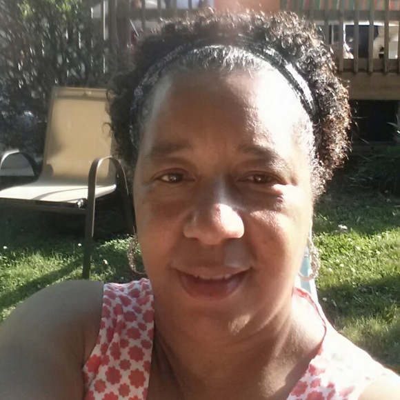 Meet your Posher, Renee - Picture 1 of 1